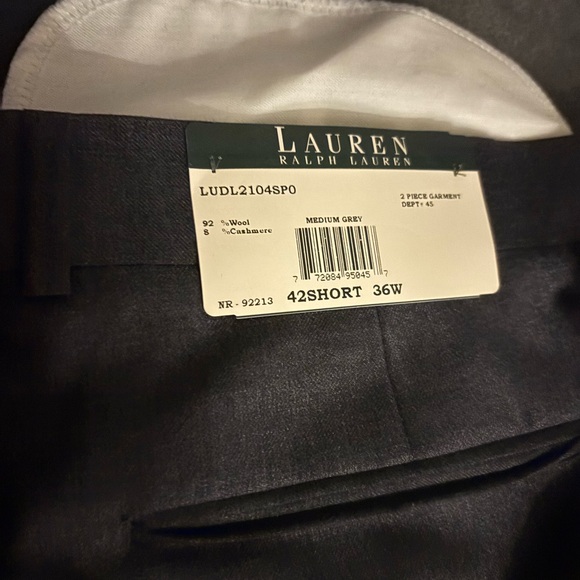 Lauren Ralph men's suit set - Picture 3 of 4